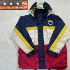 ナイロンマウンテンパーカー　アウトドアウェア　ネイビー　レッド XL相当