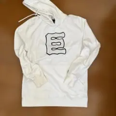 Under Armour ホワイト パーカー MD