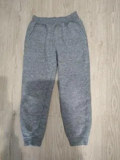 UNIQLO グレー スウェットパンツ 130サイズ