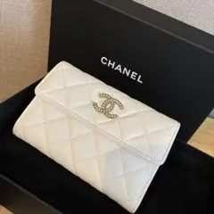 CHANEL 三つ折り財布 ホワイト クルーズコレクション❤️♠️ - メルカリ