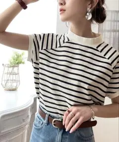 classicalelf ボーダー モックネック 半袖Tシャツ 美品のサムネイル