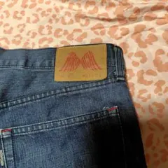 Item thumbnail for item 2648fdc8-f47f-472c-9cac-4440bbf3393a