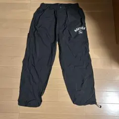 ナイロンズボン