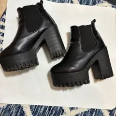 厚底 サイドゴアブーツ ブラックのサムネイル