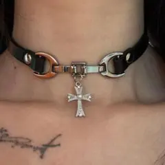 クロスチャーム 地雷系・量産型♡ レザー チョーカー シルバー×ブラック 韓国