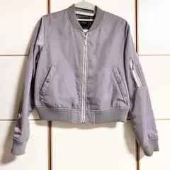 ショート丈ブルゾン　グレー