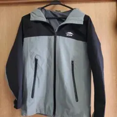 アウトドアキッズマウンテンパーカー 140