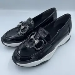 Item thumbnail for item 55f44db3-59a9-4aad-8385-75c50543d2d4