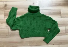 Y*i様 ZARA グリーンタートルネッククロップドニット