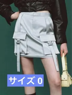 ほぼ未使用‼︎ LILY BROWN サテンカーゴミニスカートのサムネイル