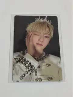 treasure ハルト 王冠 トレカ