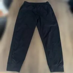 UNIQLO ユニクロ　ウルトラストレッチジョガーパンツ　黒　ブラック　Lサイズ