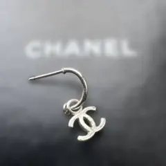 CHANEL CCロゴ ピアス(片耳用)片方破損　両方キャッチ無し