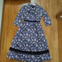 【初冬セール】♡トッコクローゼット 花柄ネイビー長袖ロングワンピース