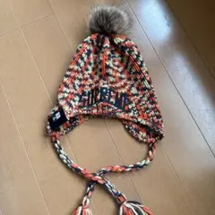 【*る様 NEW ERA SUPREME 耳当てニット帽 ポンポン付き