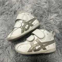 アシックス ファーストシューズ