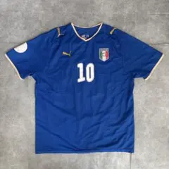 【メルカリ市値下げ中】イタリア代表　ユニフォーム　トッティ　PUMA 値下げ イタリア代表ユニフォーム Totti トッティ プーマ製 - メルカリ