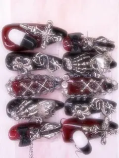 現品　ネイルチップ　量産型系　地雷系　赤黒