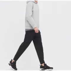 UNIQLO ウルトラストレッチアクティブジョガーパンツ