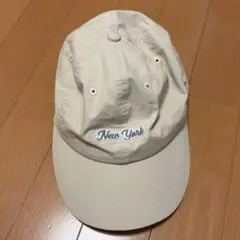 チャンピオン　キャップ　ベージュ
