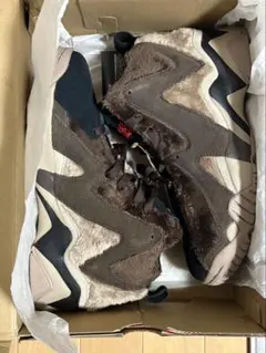 Reebok　ハリカゼⅡ MID GW4277