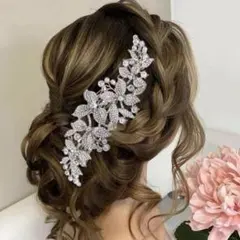 ☆ウェディングヘアアクセサリー☆ヘッドドレス ブライダル 結婚式 髪飾りシルバーのサムネイル