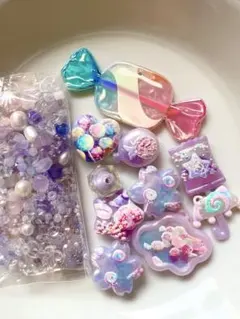 10-17 ストラップ　キーホルダー　ビーズ　パーツ　キャラクター　ハンドメイド