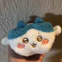 ちぃかわ　ハチワレ　ふわふわポーチ
