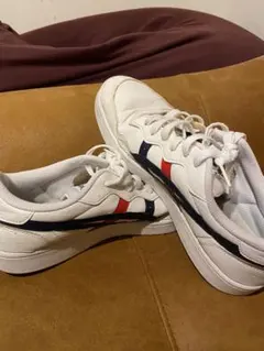 asics スニーカー ホワイト/ネイビー/レッド