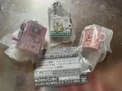 値下げ予定なし　サンリオキャラクターズ レトロミニチュアチャーム 3種セット