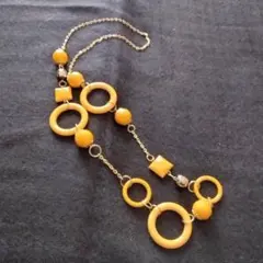 美品　BOSCH ボッシュ　ロングネックレス　イエロー　オレンジ　山吹色　黄色