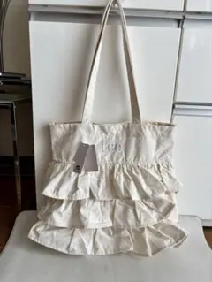 新品　Lee フリル　トートバッグのサムネイル