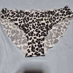 ヒョウ柄と黒 XLサイズ ショーツ2枚組