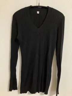 リブ編み ブラック Vネック 長袖ニット