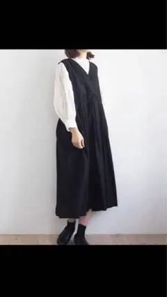 オローネ クラシックＶネックワンピース