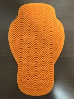 isospine アイソスパイン腰痛や背中の凝りに効くストレッチ器具です