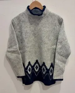 モックネック ニット