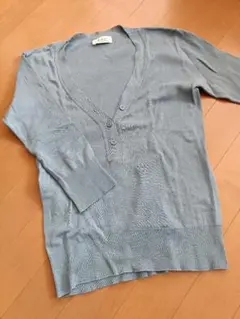 A.P.C. ライトブルー ニットカーディガン