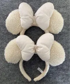 ディズニー カチューシャ　もこもこ　ボア　ミニー 白 アイボリー　 2つセット