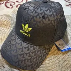 adidas リーフパターン キャップ
