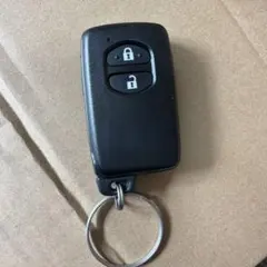 トヨタ純正 プリウス スマートキー (2つボタン) 2個 送料込み - メルカリ