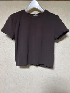 DIVIDED 半袖Tシャツ ブラウン　Mサイズのサムネイル