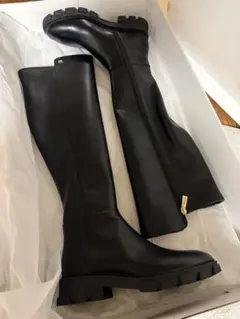 Michael Kors ブーツのサムネイル