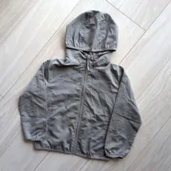 ユニクロ ポケッタブルパーカー 110cm グレー