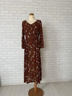 値下げ！人気ブラウンフリーズマート 花柄ワンピース