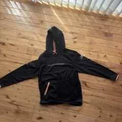 UNDER ARMOUR プルオーバーパーカー ブラック