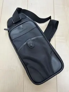 デービットヒックス　David Hicks 黒　 ナイロンボディバッグ　新品のサムネイル