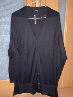 pipi様専用　ユニクロ　ブラック Vネック カーディガン L