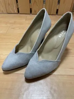 BEAMS HEART パンプス ライトグレーのサムネイル
