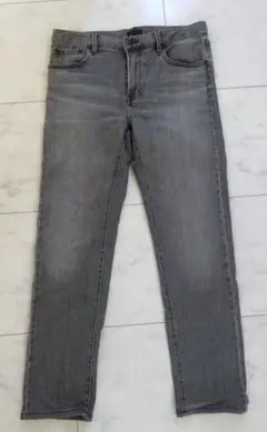 UNIQLO スリムストレートデニム グレー　サイズ32